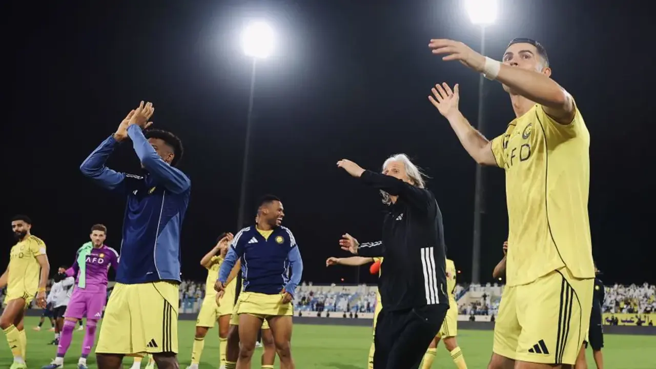 توقيت مواجهة النصر والاتفاق والقنوات الناقلة للقاء المرتقب في دوري روشن